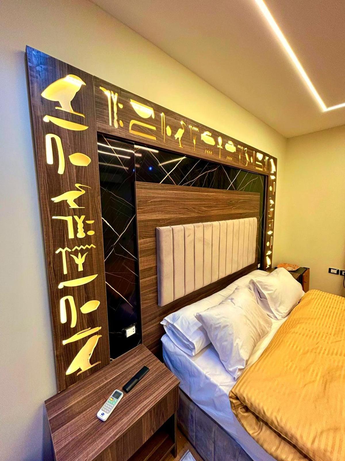 Hotel Pyramids Golden Temple *