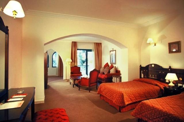 Hotel Tropicana Grand Azure