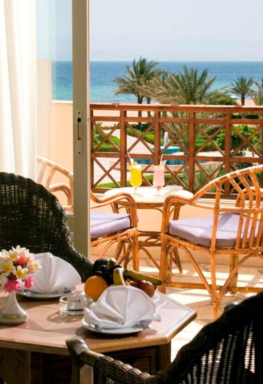 Aquis Paradise Hotel