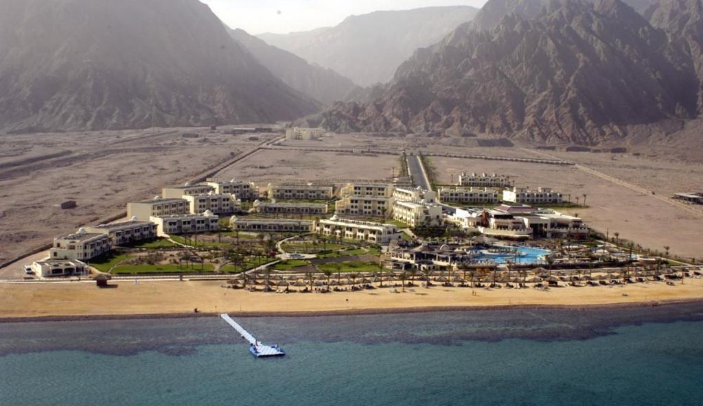 Hotel Aquis Paradise 5*