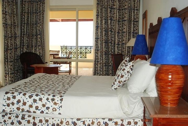 Aquis Paradise Hotel 5*