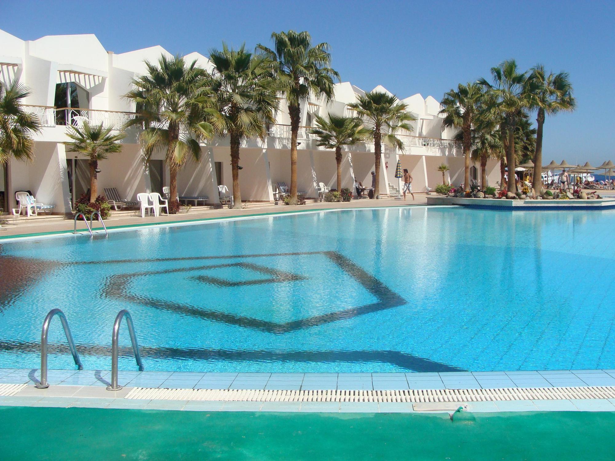 Aqua Fun Club Resort 3*