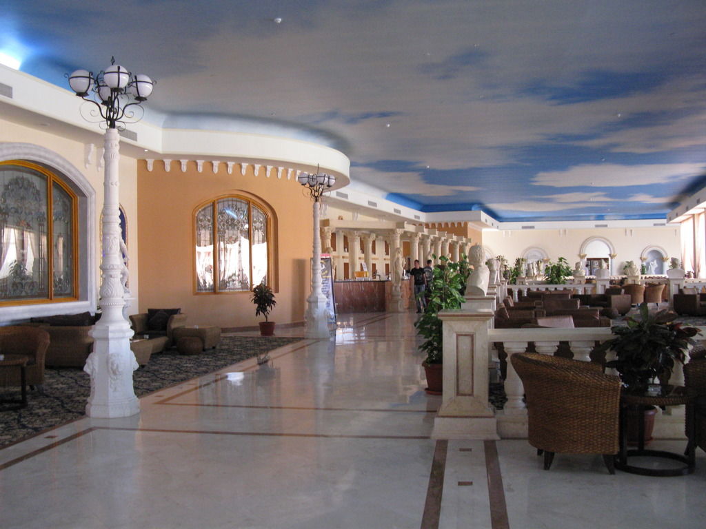 Complex Titanic Palace Hurghada