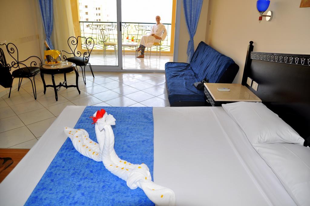 Complex King Tut Aqua Park 4*