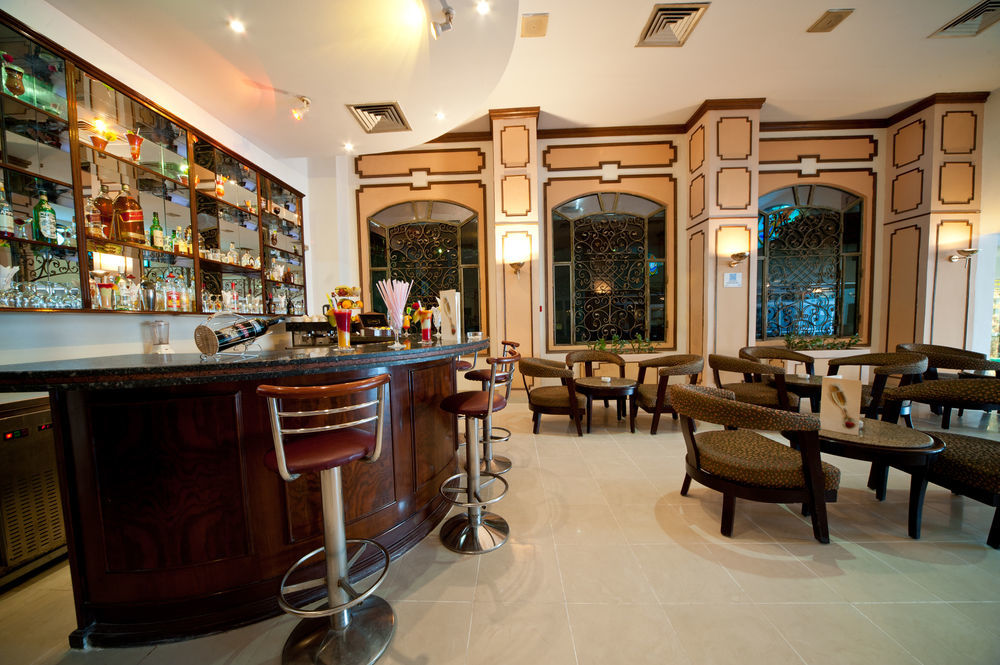 Minamark & Spa, For Families & Couples Only