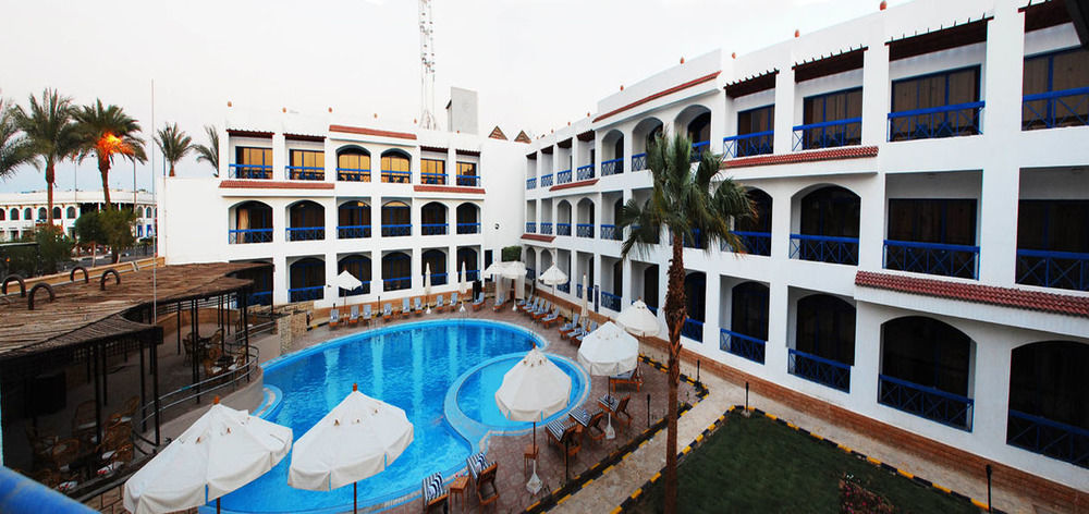 La Perla Hotel
