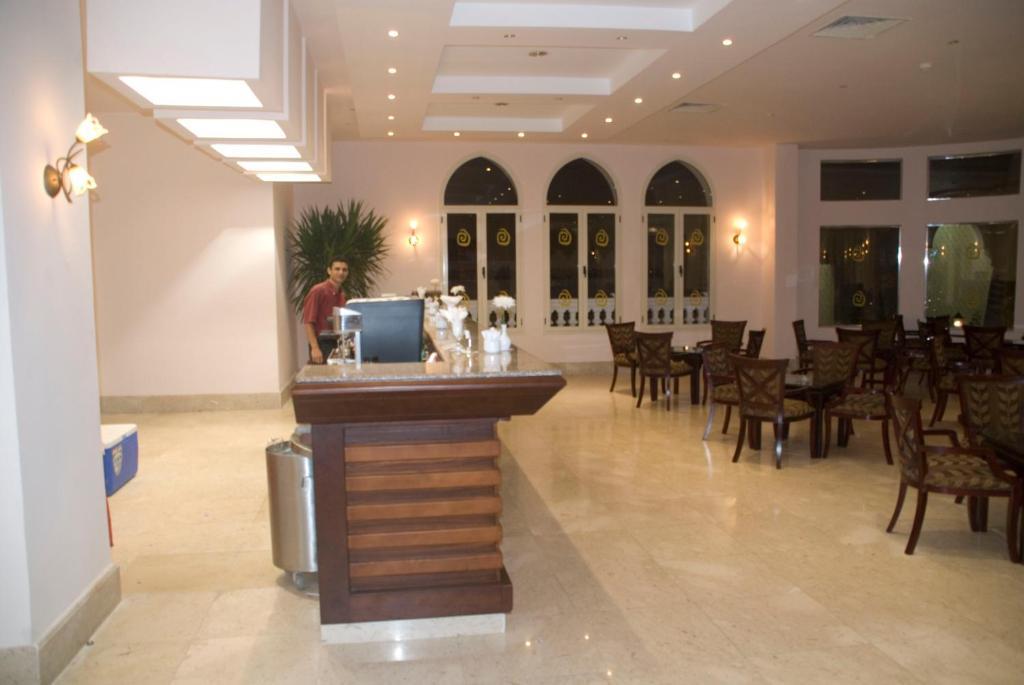 Hotel Tropicana Grand Azure 5*