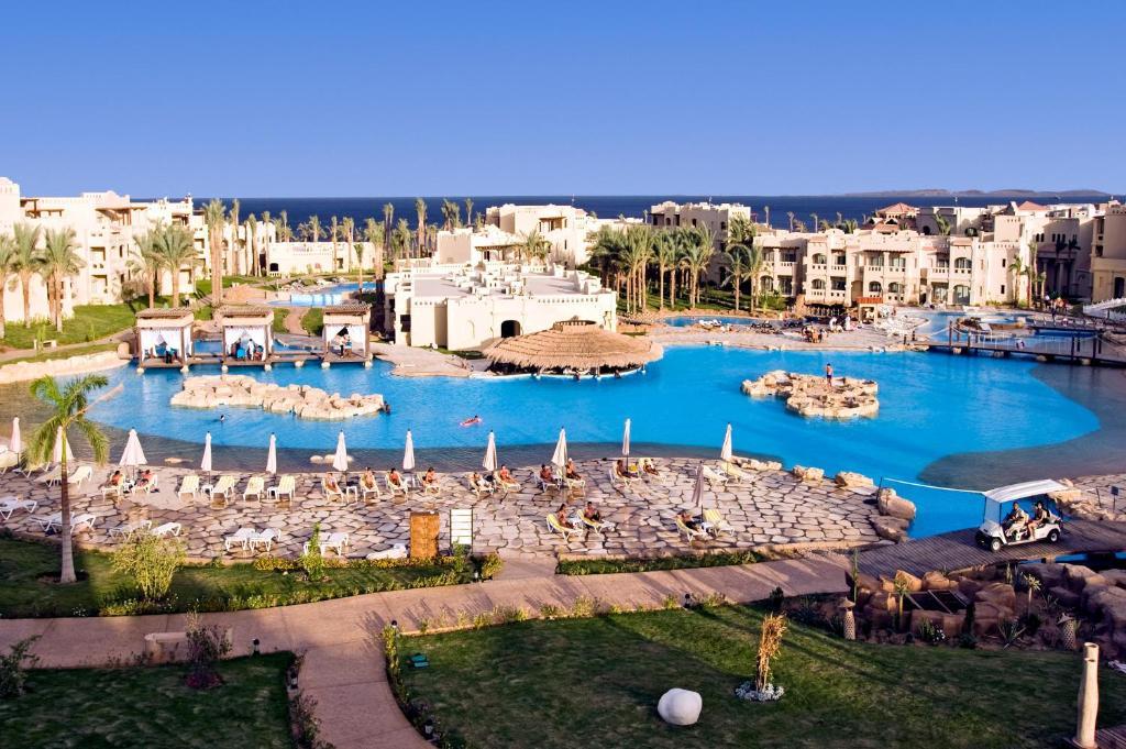 Tropicana Grand Azure