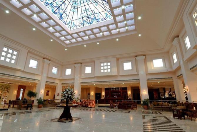 Tropicana Grand Azure Hotel