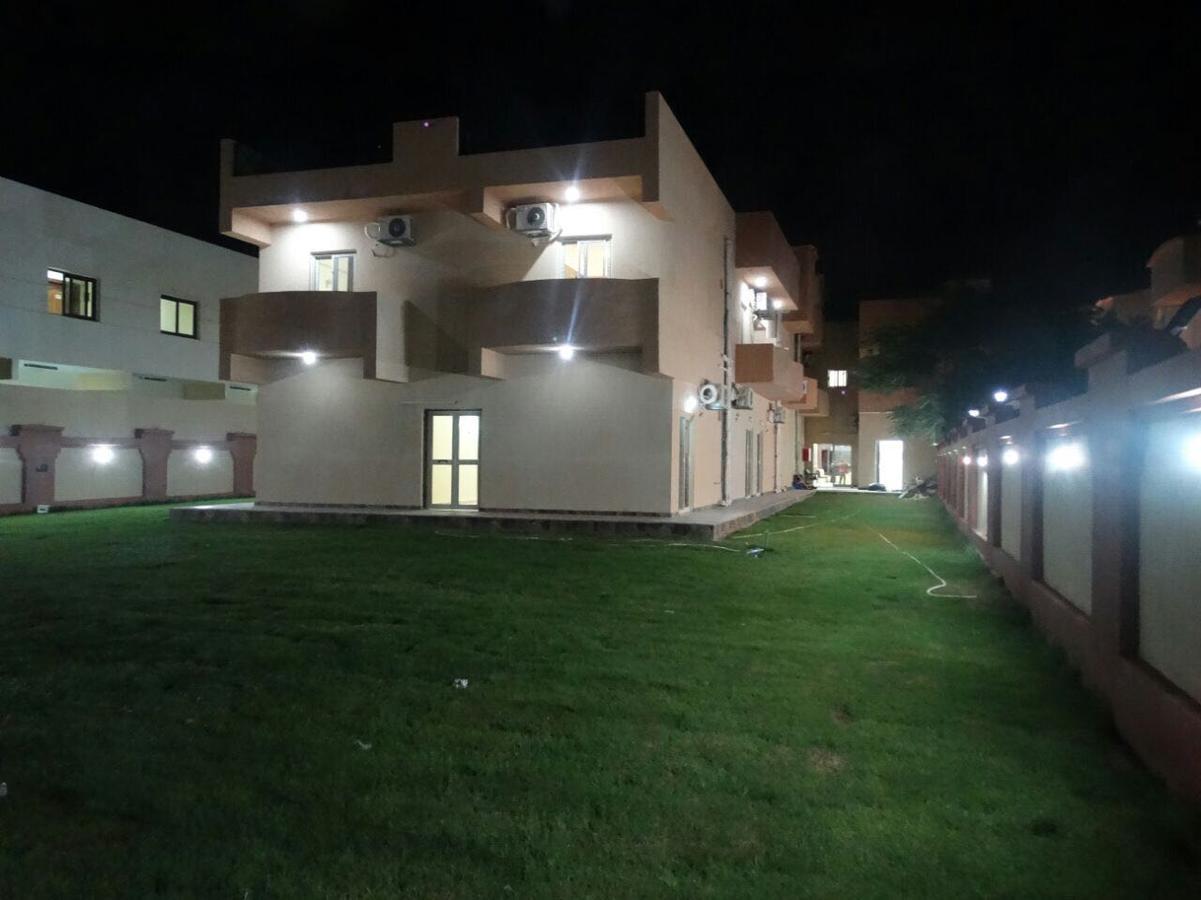 White House Hotel 3*