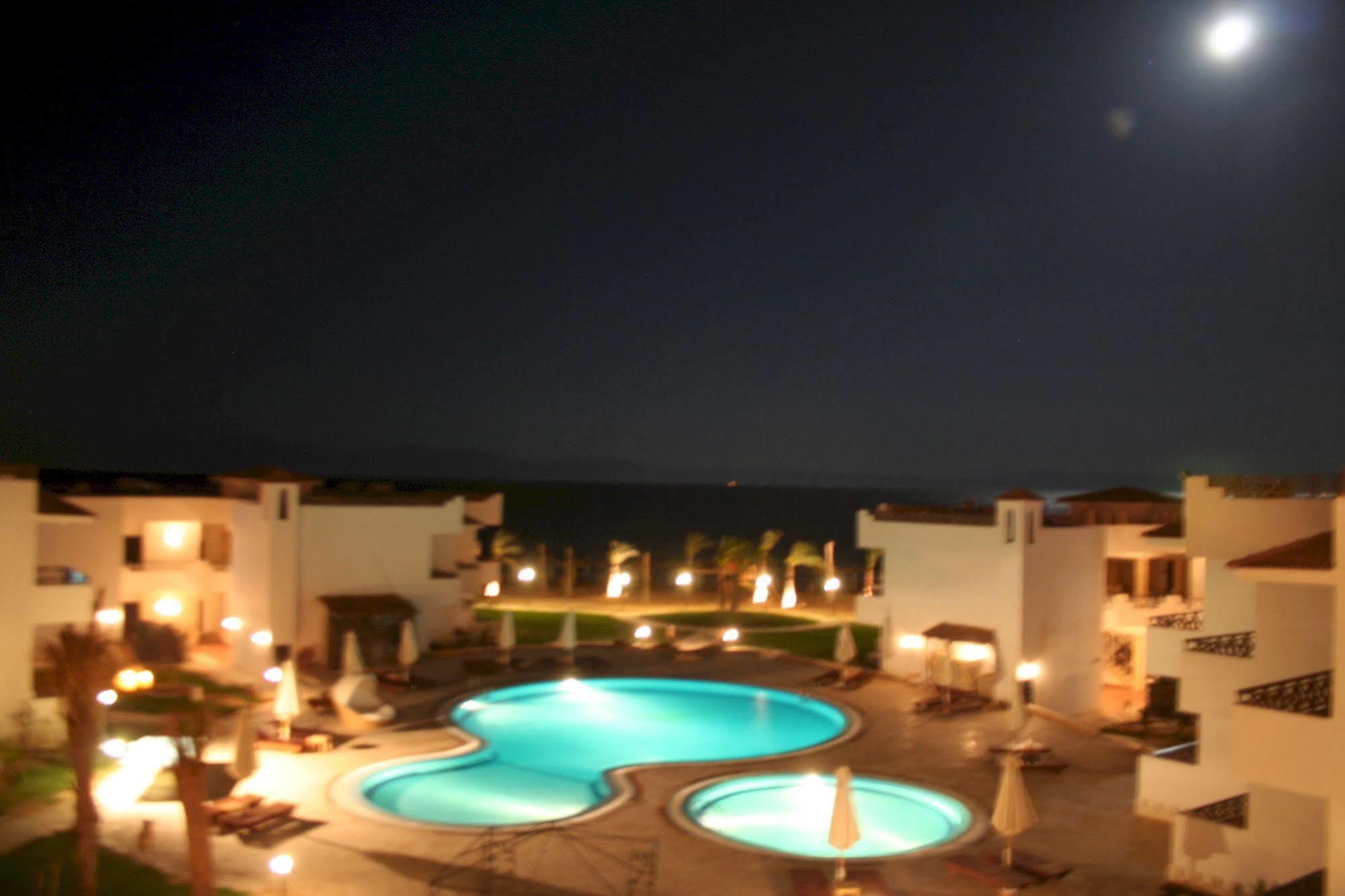 Sea Sun Hotel 4*