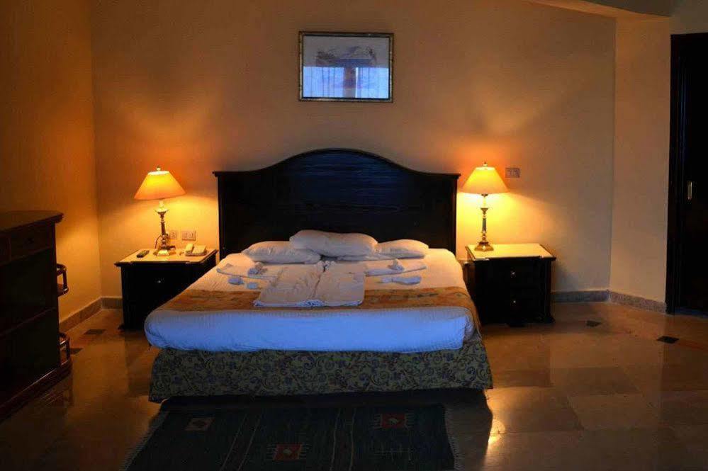 Hotelux Marina 4* Hurghada