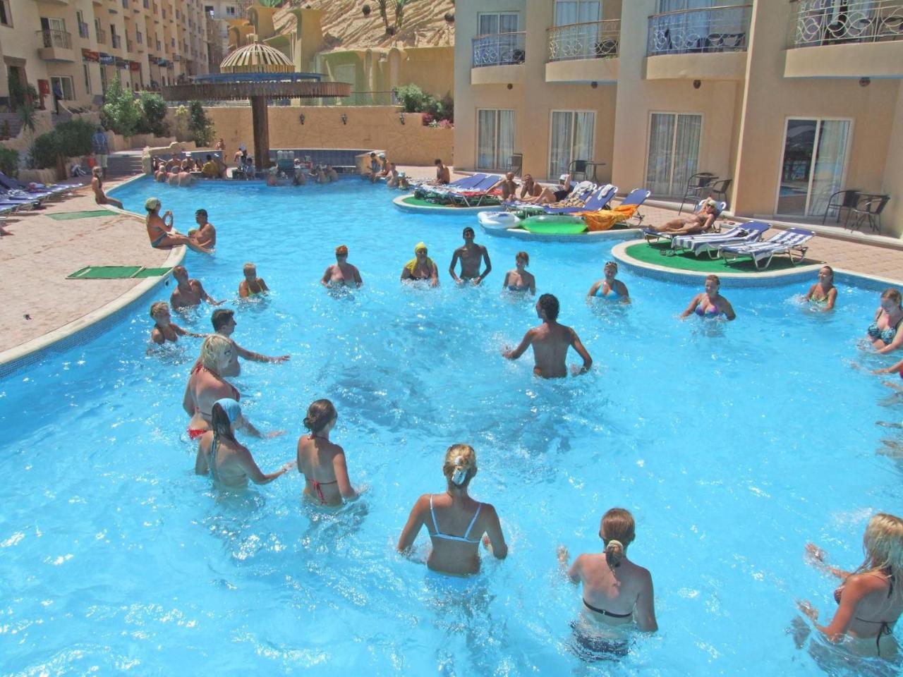 Complex King Tut Aqua Park