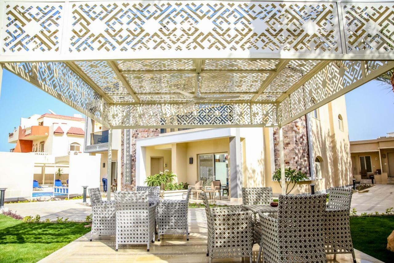 Aparthotel Serenity