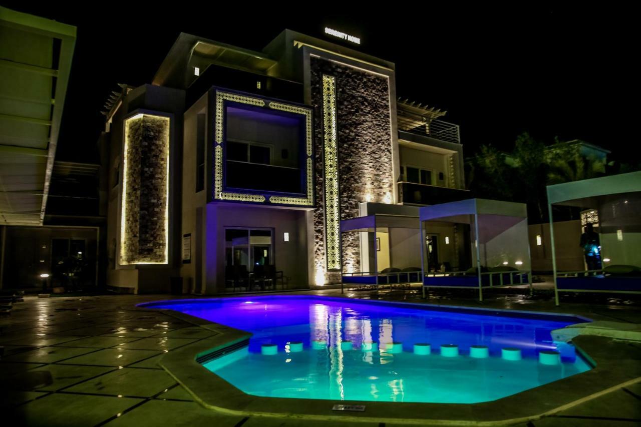 Serenity 3*
