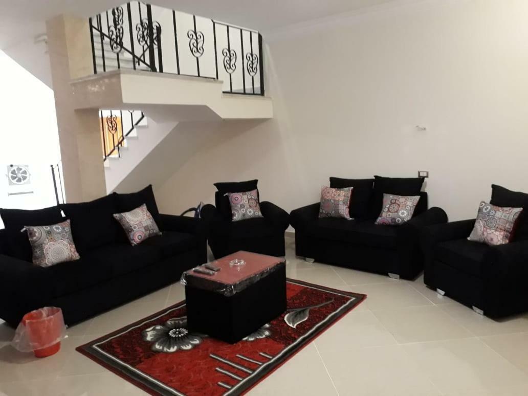 Three-bedroom Seafront Hurghada