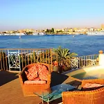 Spring Hotel Luxor