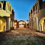 Leyla Eco Resort Queen Suites