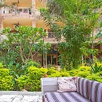 Thebes Hotel