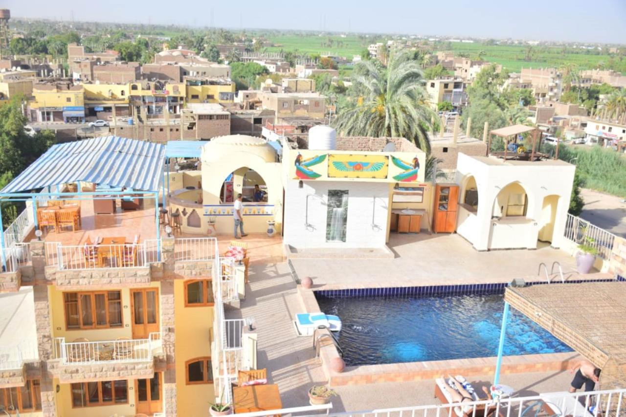 Hotel Thebes 3*