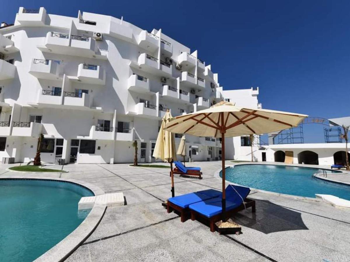 Bella Donna Near The Sea Redsealine. Apartment Hurghada