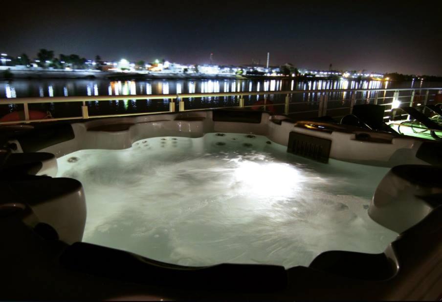 Le Fayan Nile Cruise - Every Thursday From For 04 & 07 Nights - Every Monday From Aswan For 03 & 07 Nights Hotel