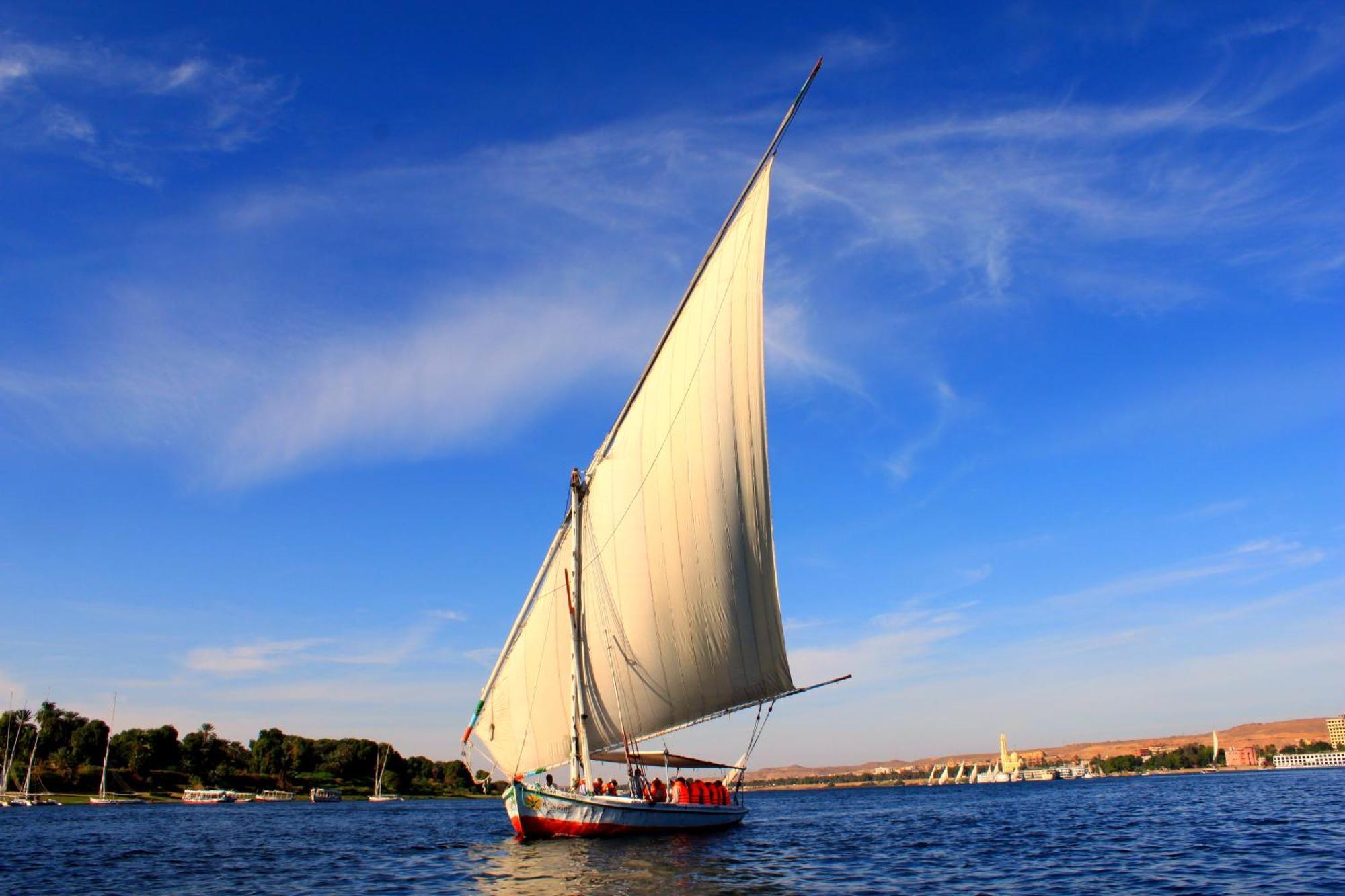 Hotel Moevenpick Royal Lily Nile Cruise, Every Monday Four Nights From Luxor, Every Friday Three Nights From Aswan - Including Excursions & Sightseeing