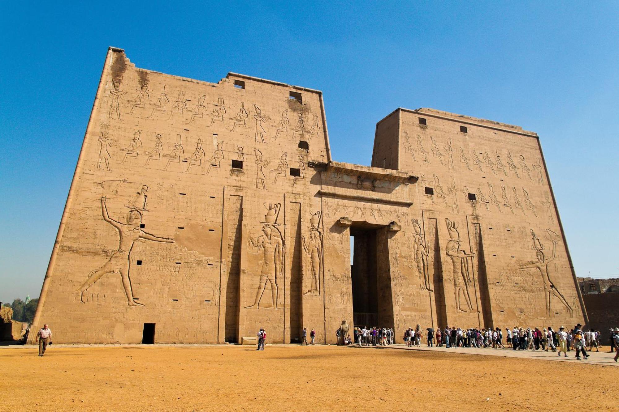 Moevenpick Royal Lily Nile Cruise, Every Monday Four Nights From Luxor, Every Friday Three Nights From Aswan - Including Excursions & Sightseeing Hotel 5*