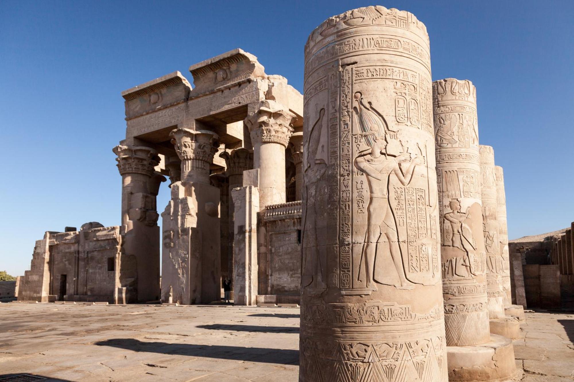 Moevenpick Royal Lily Nile Cruise, Every Monday Four Nights From Luxor, Every Friday Three Nights From Aswan - Including Excursions & Sightseeing Hotel Luxor