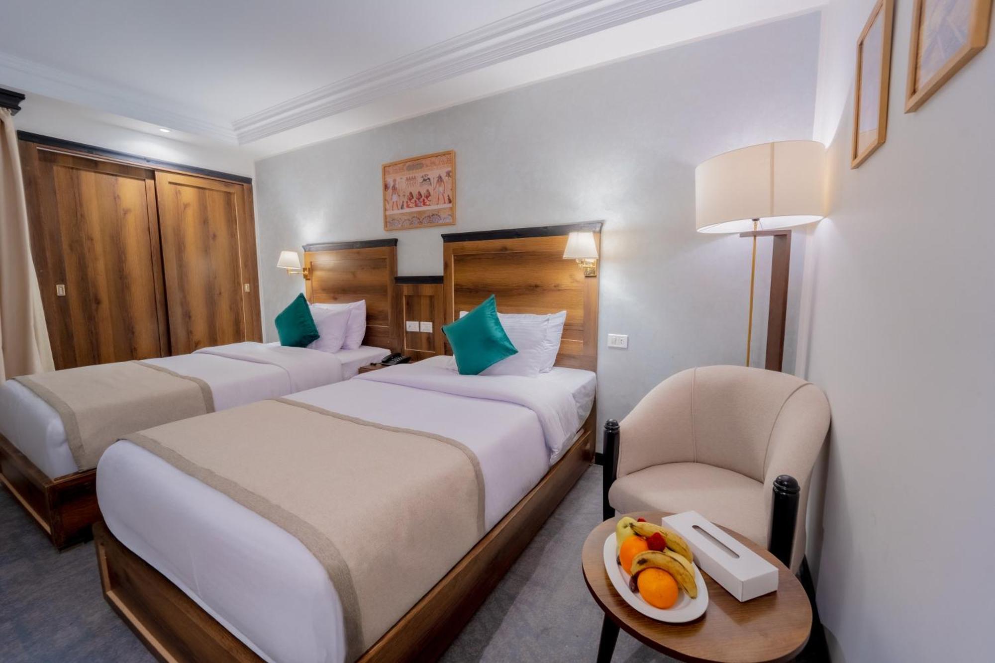 The Temple & 4* Luxor