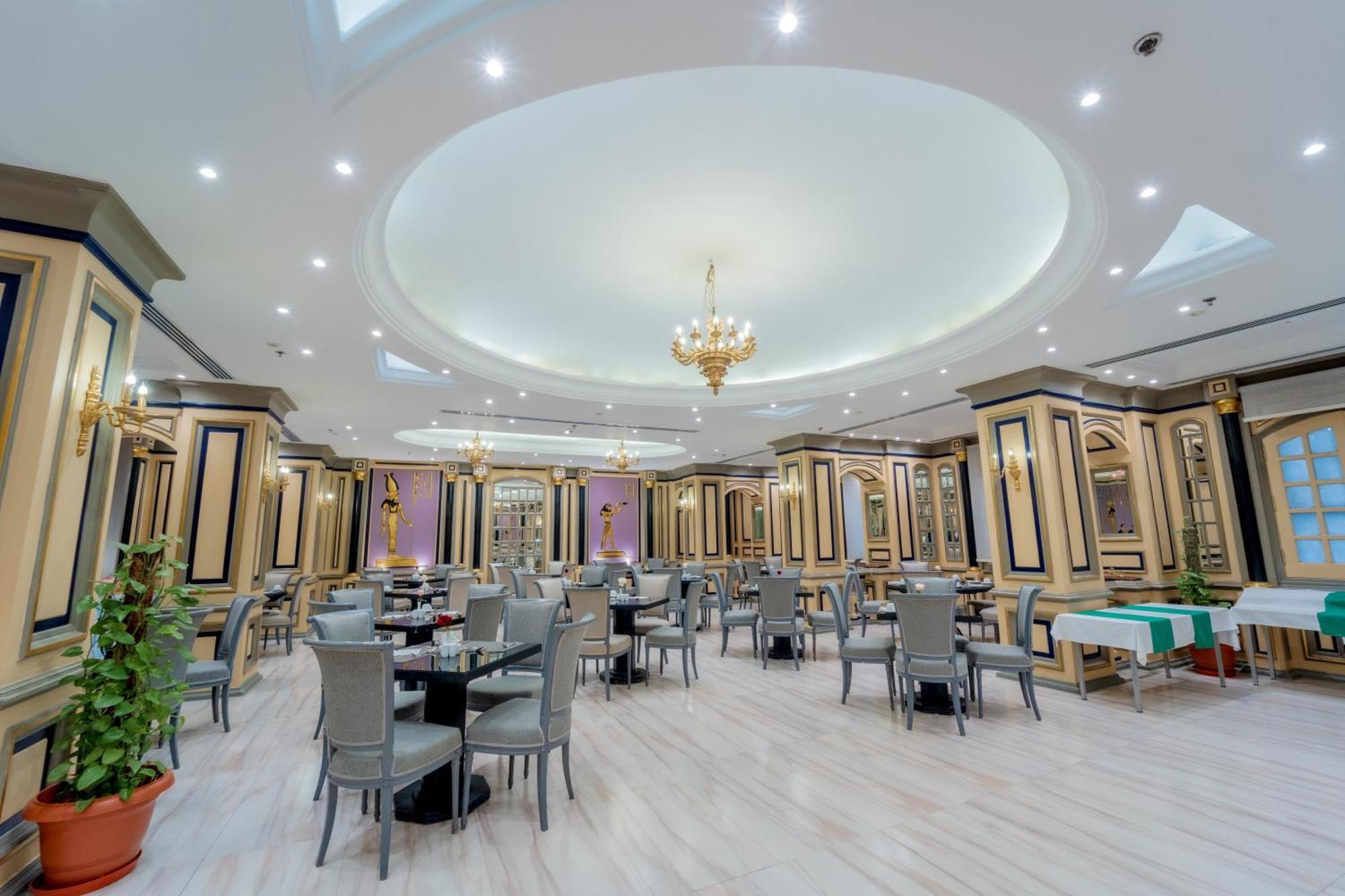 Hotel The Temple & 4*