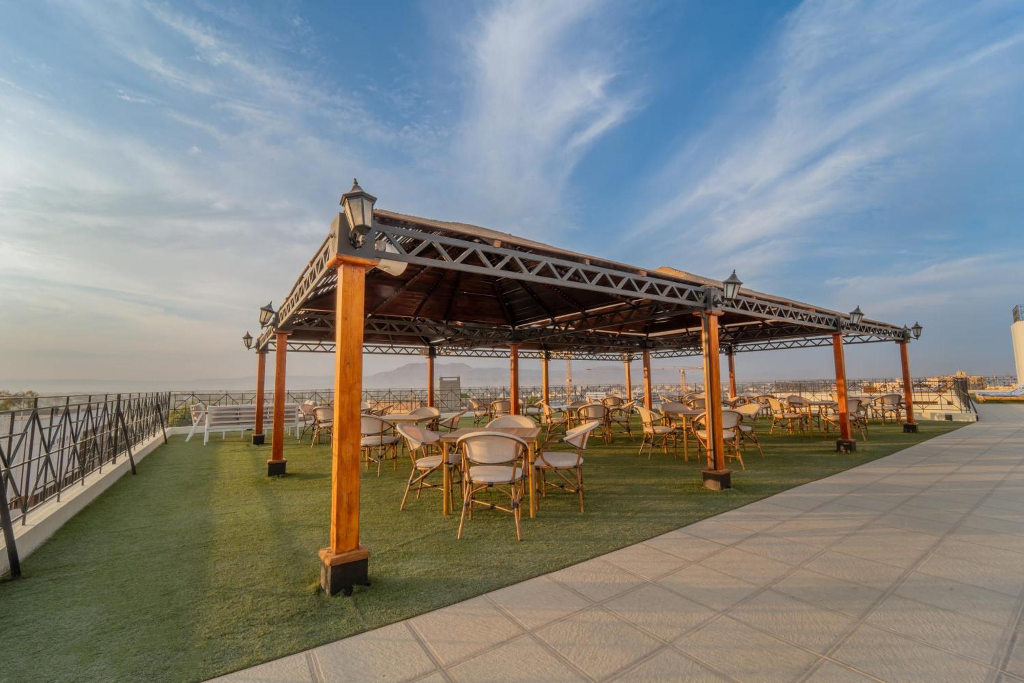 The Temple & Hotel 4*