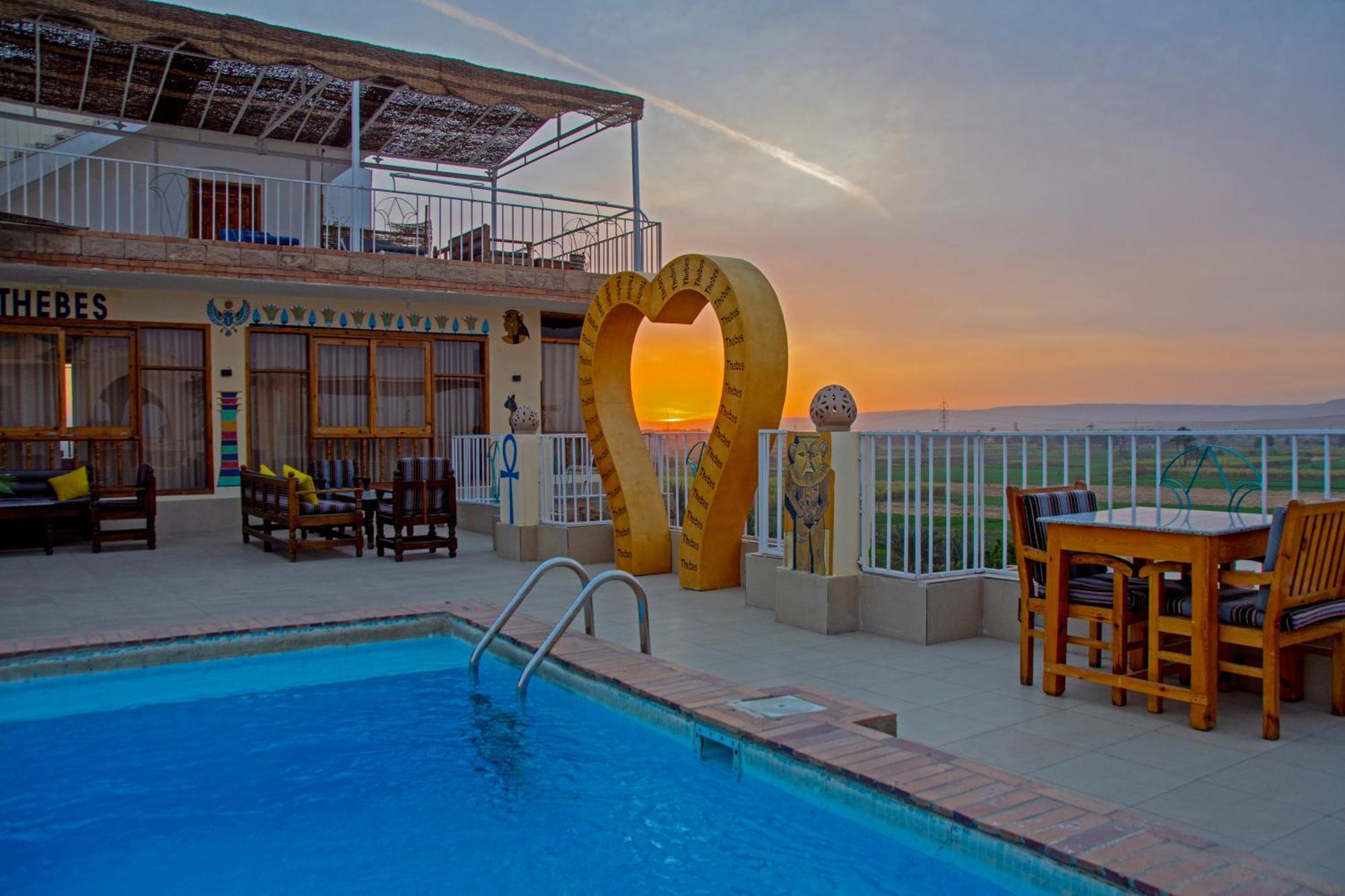 Hotel Thebes 3*