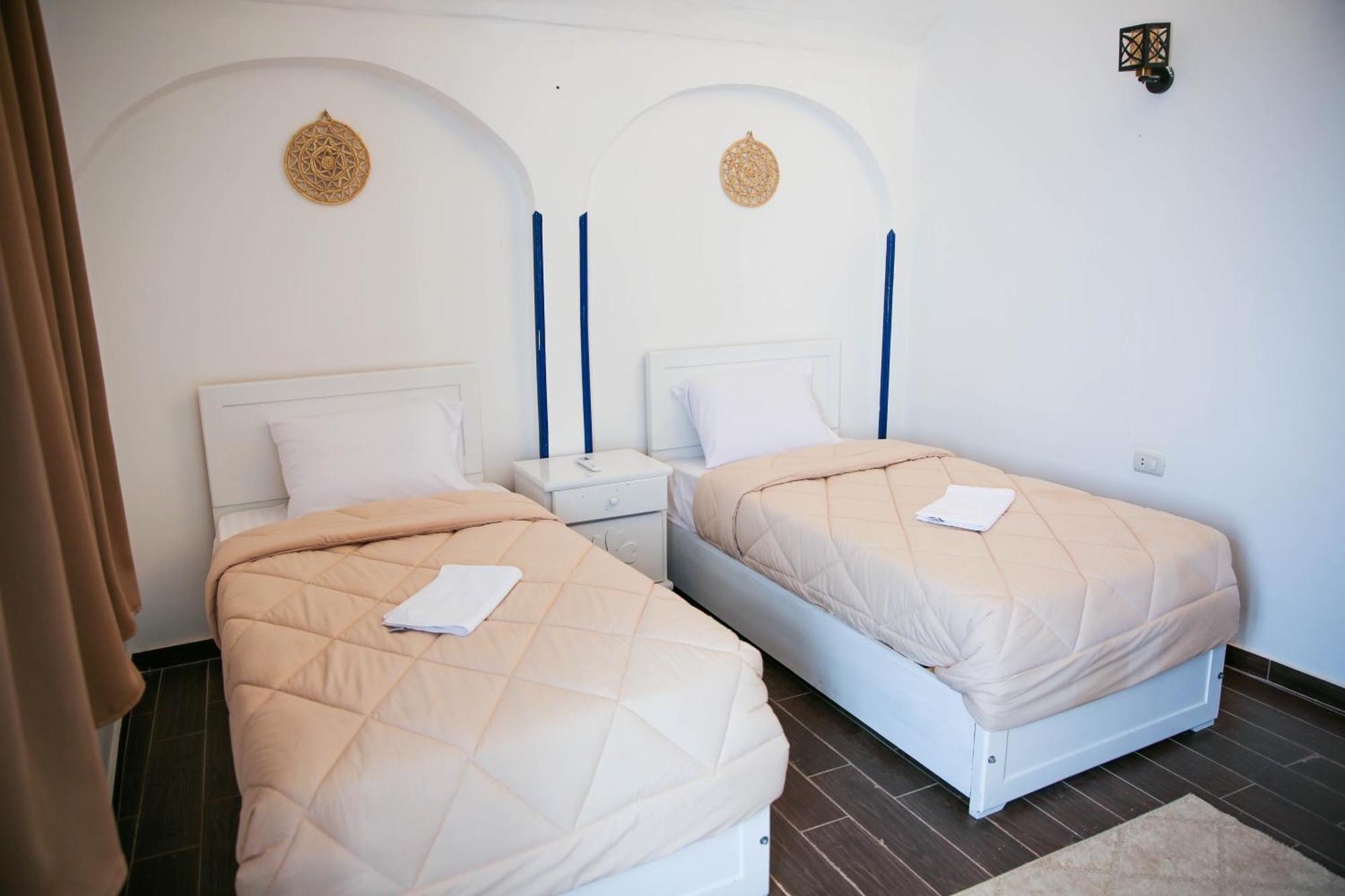 Sharqotel