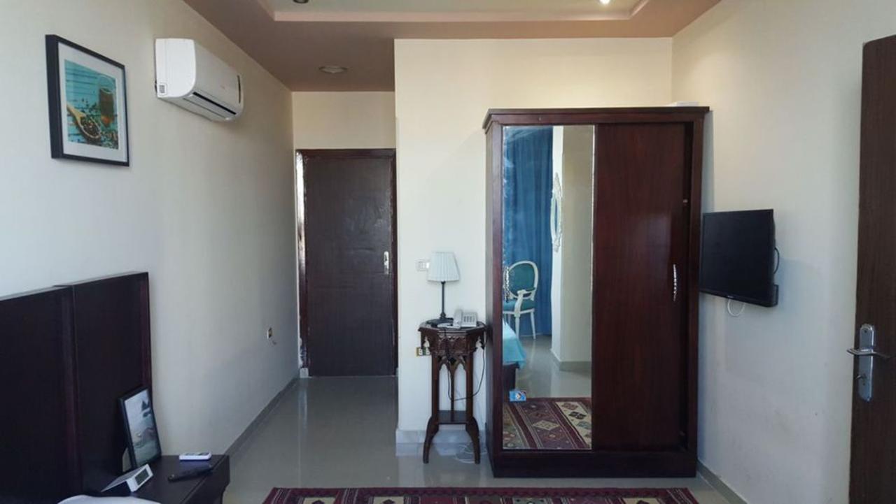 Gogo Palace Hotel 3*