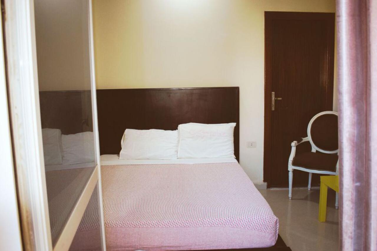 Hotel Gogo Palace
