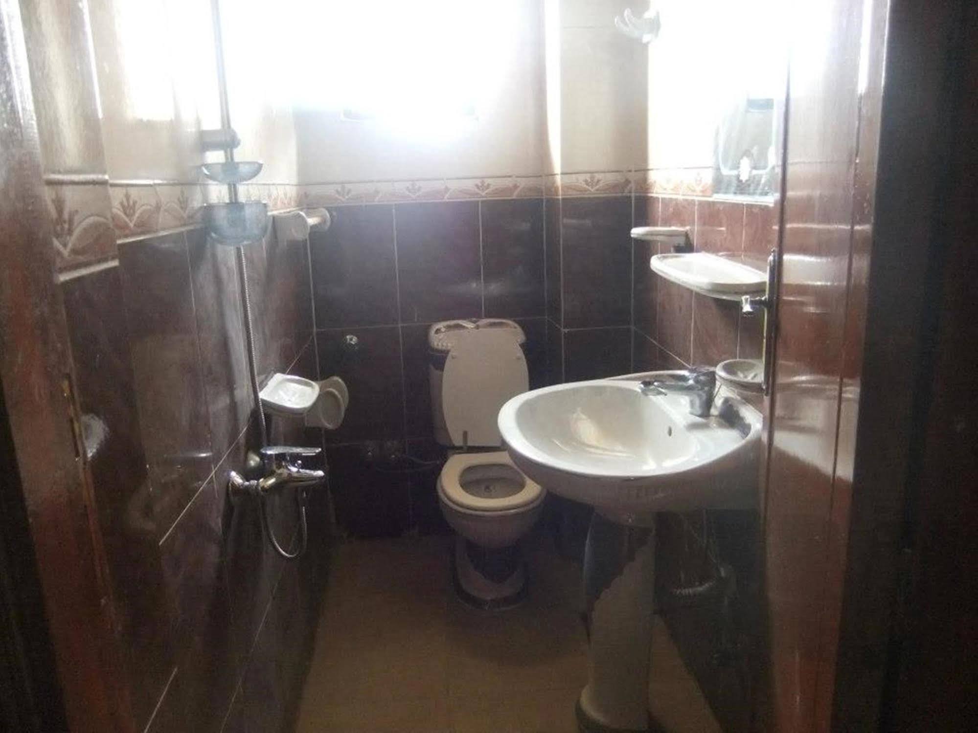 Hotel Queen Palace