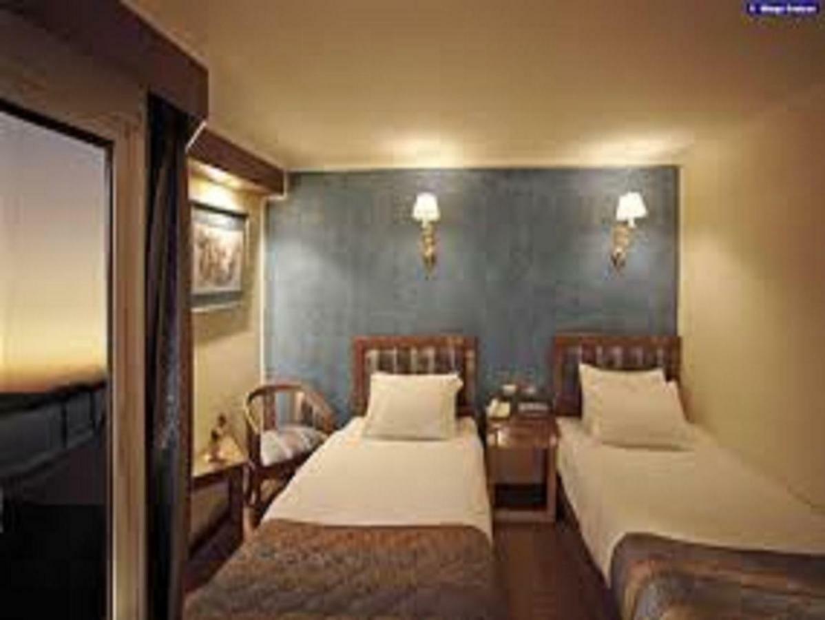 Nile Cruises: 3-4 Night Luxury Voyages