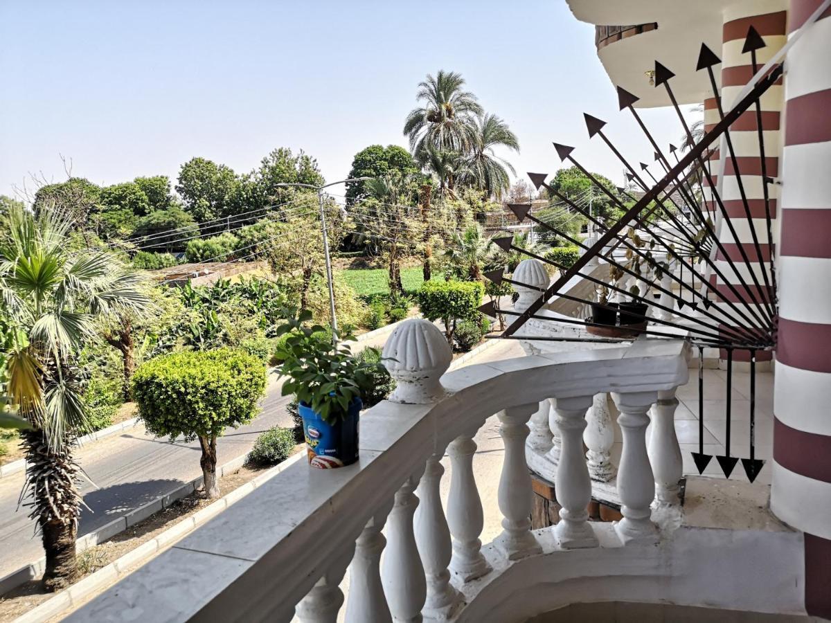 Bella Vista And Luxor