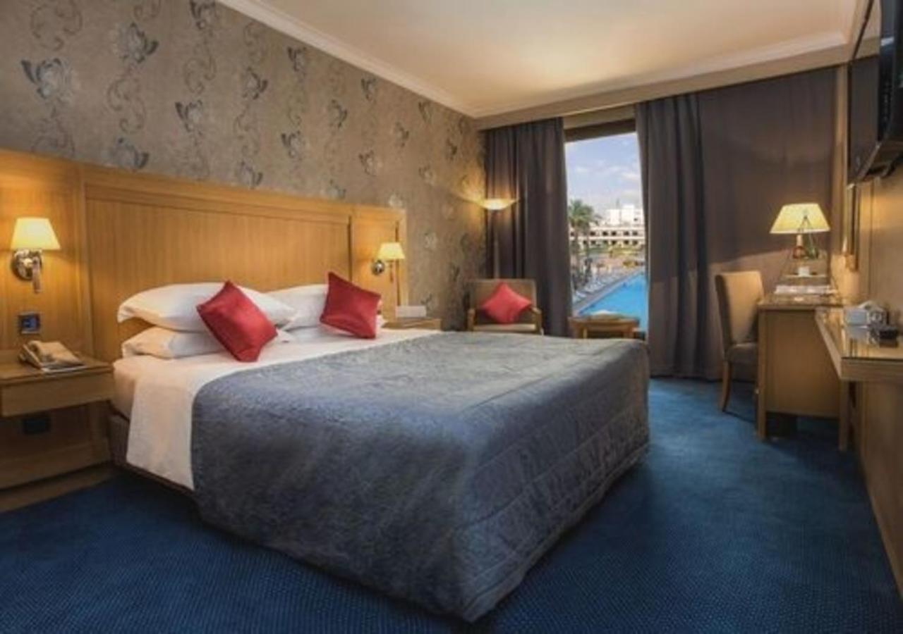 Hotel Le Passage & Casino 5*