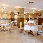 Royal Oasis