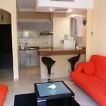 Palm Beach Piazza Apartments