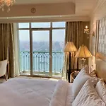 Chez Haytham At Four Seasons Nile Plaza Residential Suite