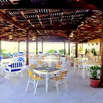 Hawaii Paradise Aqua Park Resort - Families And Couples Only