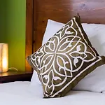 Coral Coast Hotel