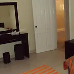 Elysees Apartment Hotel