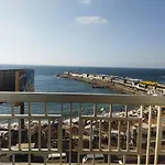 Gleem Seaview