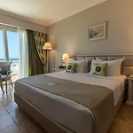 Sunrise Alex Avenue Hotel