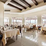 Shams Lodge