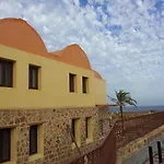 Rohanou Beach Resort